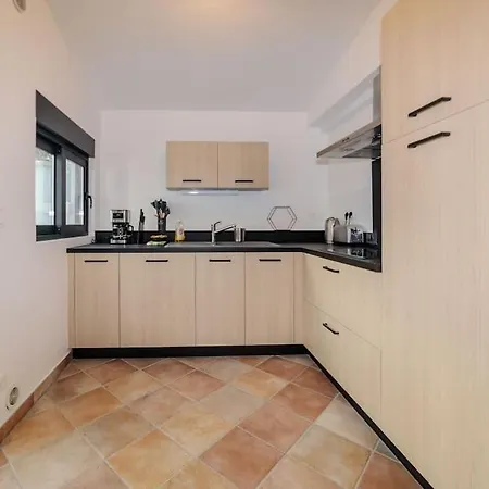 Et Volcans - Maison 9 Couchages Avec Garage Et Exterieur