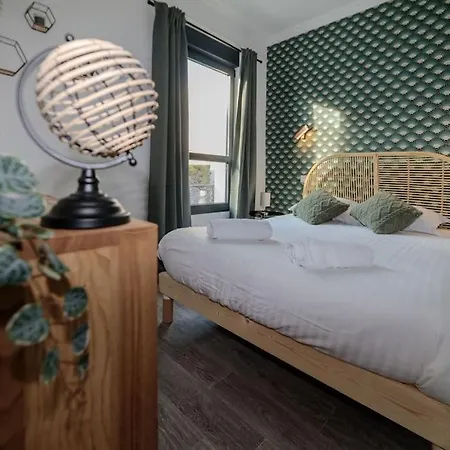 Vakantiehuis Et Volcans - Maison 9 Couchages Avec Garage Et Exterieur *
