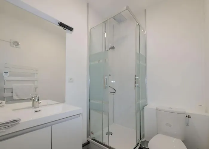 Nyaraló Et Volcans - Maison 9 Couchages Avec Garage Et Exterieur